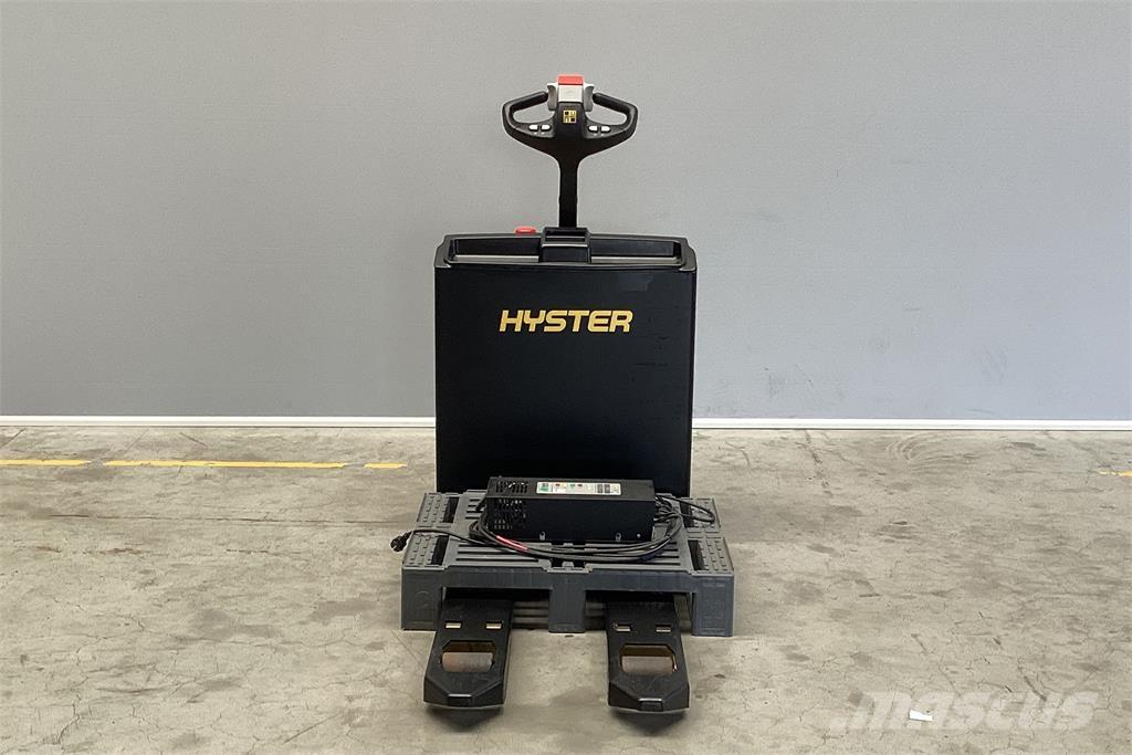 Hyster P1.8 Pedestrian stacker