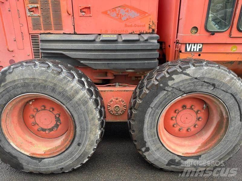 CAT 120H Graders