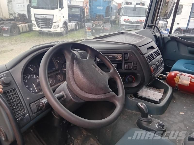 DAF XF 480 Box body trucks