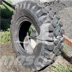  CAMSO 17.5X25 Tyres, wheels and rims
