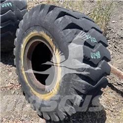  Gulf 23.5X25 Tyres, wheels and rims