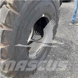Titan 20.5R25 Tyres, wheels and rims