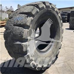 Toyo 35/65x33 Tyres, wheels and rims