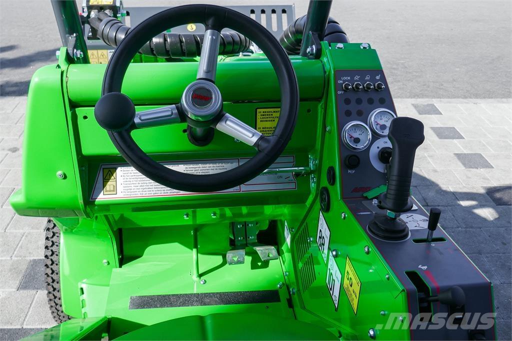 Avant M 423 Mini excavators < 7t (Mini diggers)