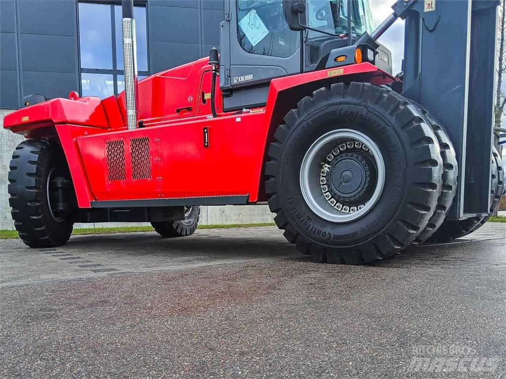 Kalmar DCG 250-12 Diesel trucks