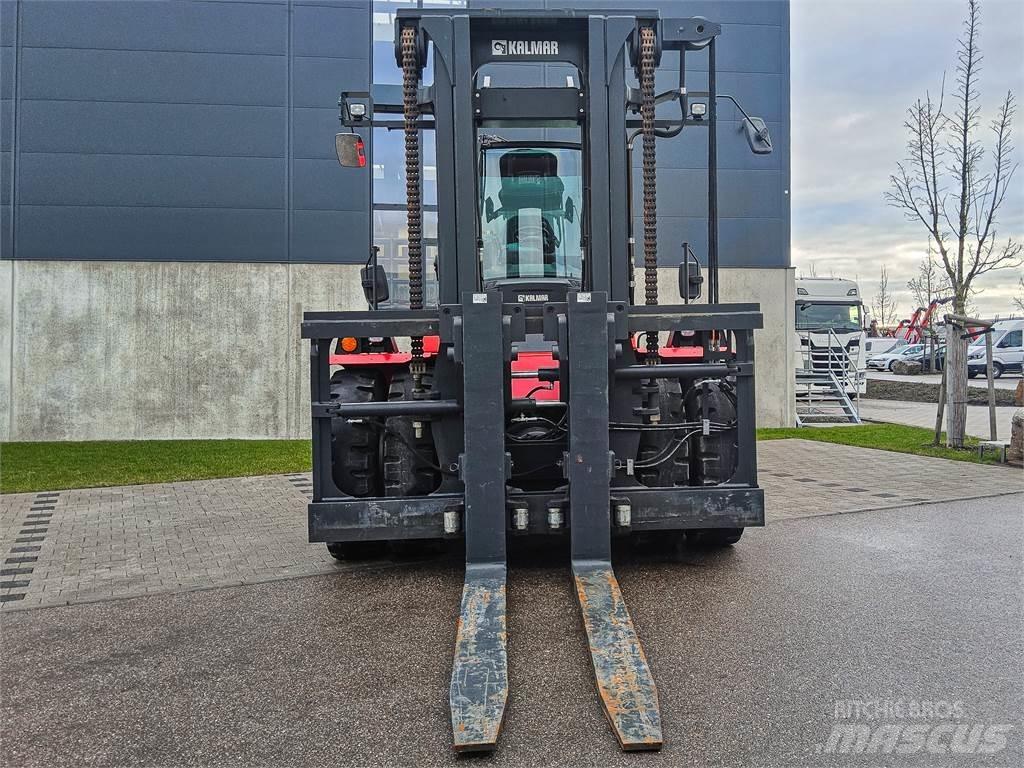 Kalmar DCG 250-12 Diesel trucks