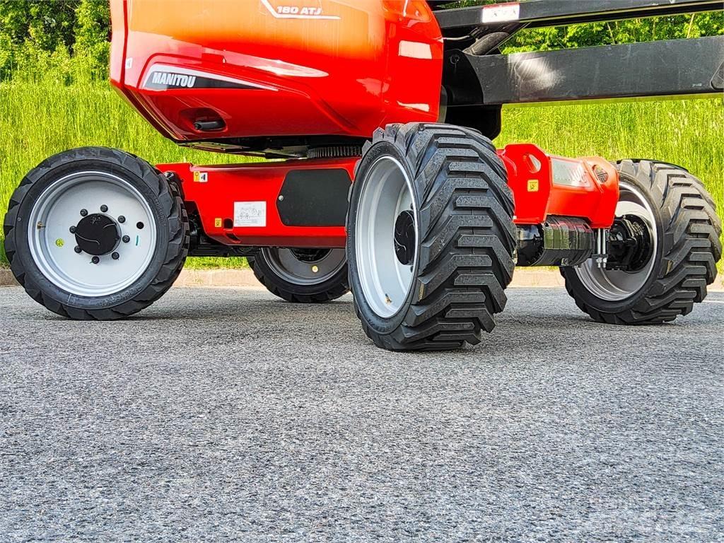 Manitou 180 ATJ Articulated boom lifts