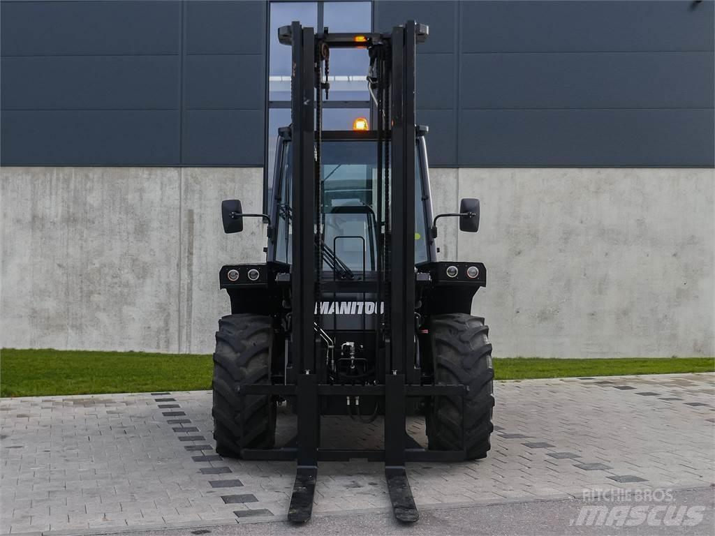 Manitou M 30-4 Rough terrain trucks