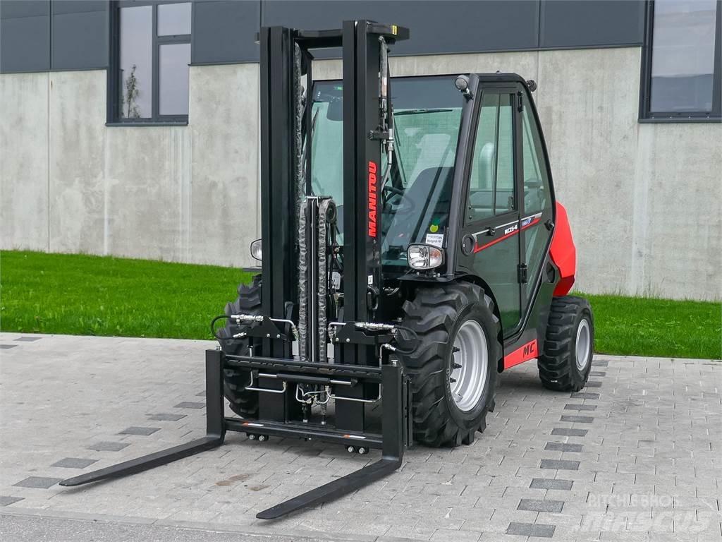 Manitou MC 25-4 Rough terrain trucks