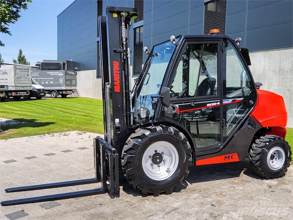 Manitou MC 30-4 Rough terrain trucks