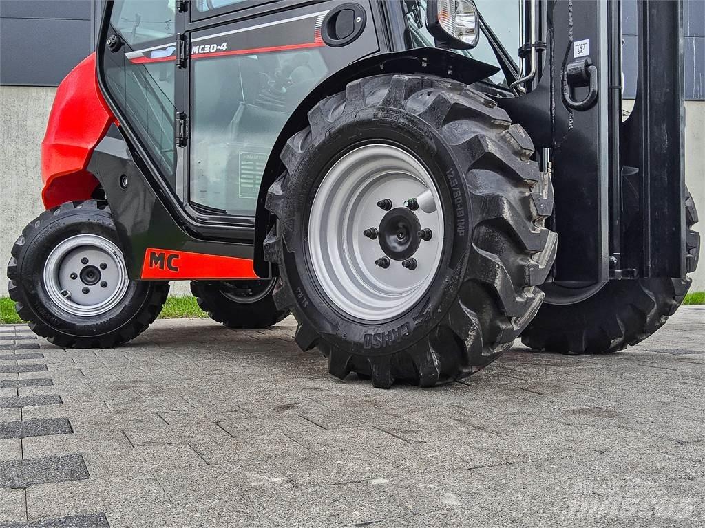 Manitou MC 30-4 Rough terrain trucks