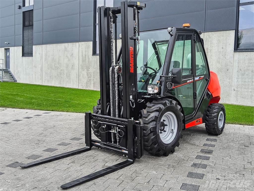 Manitou MC 30-4 Rough terrain trucks