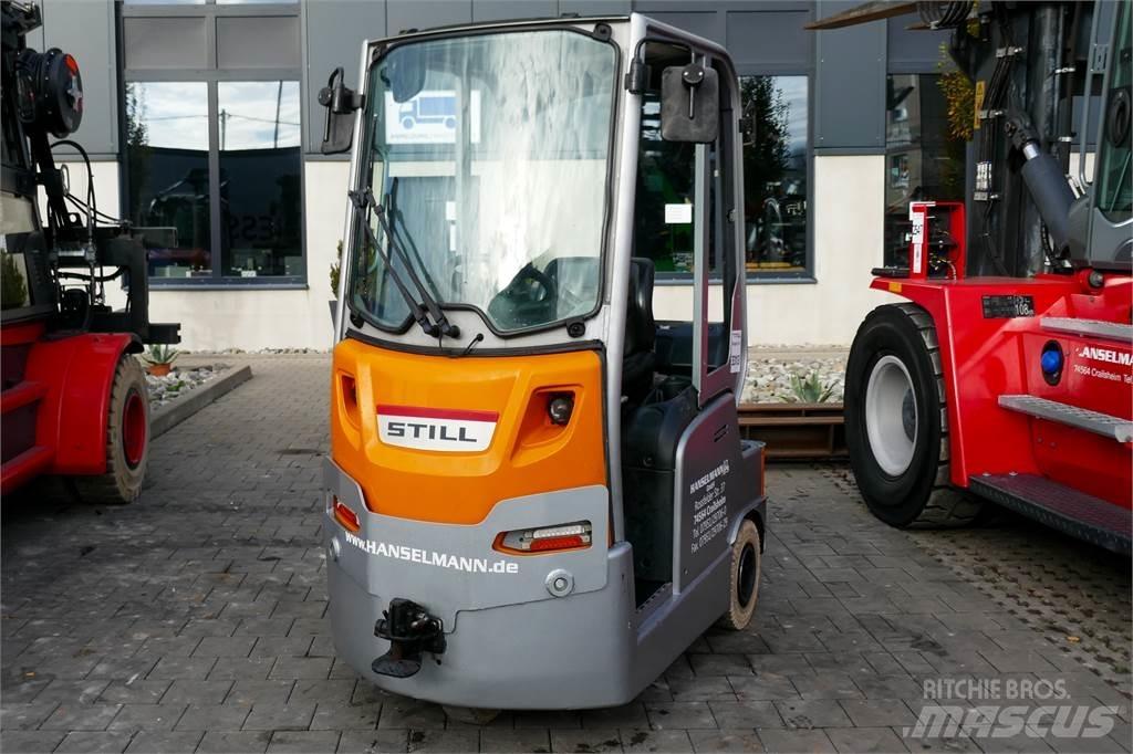 Still LTX70 Towing trucks