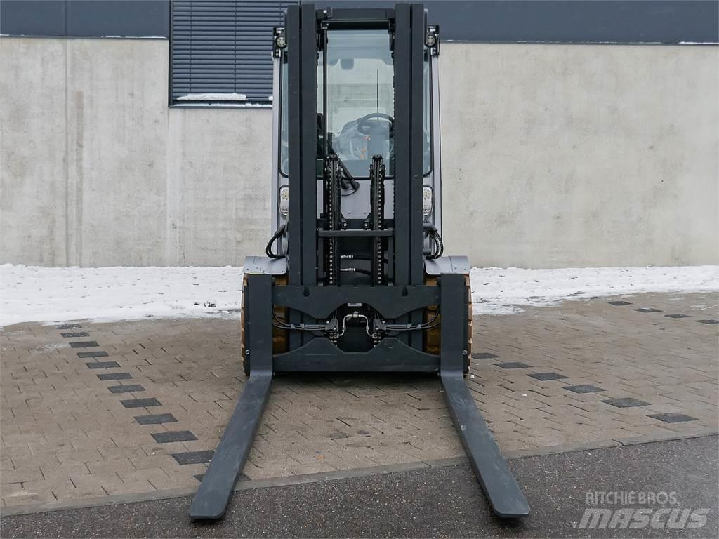 Still RX 60-50 Electric forklift trucks