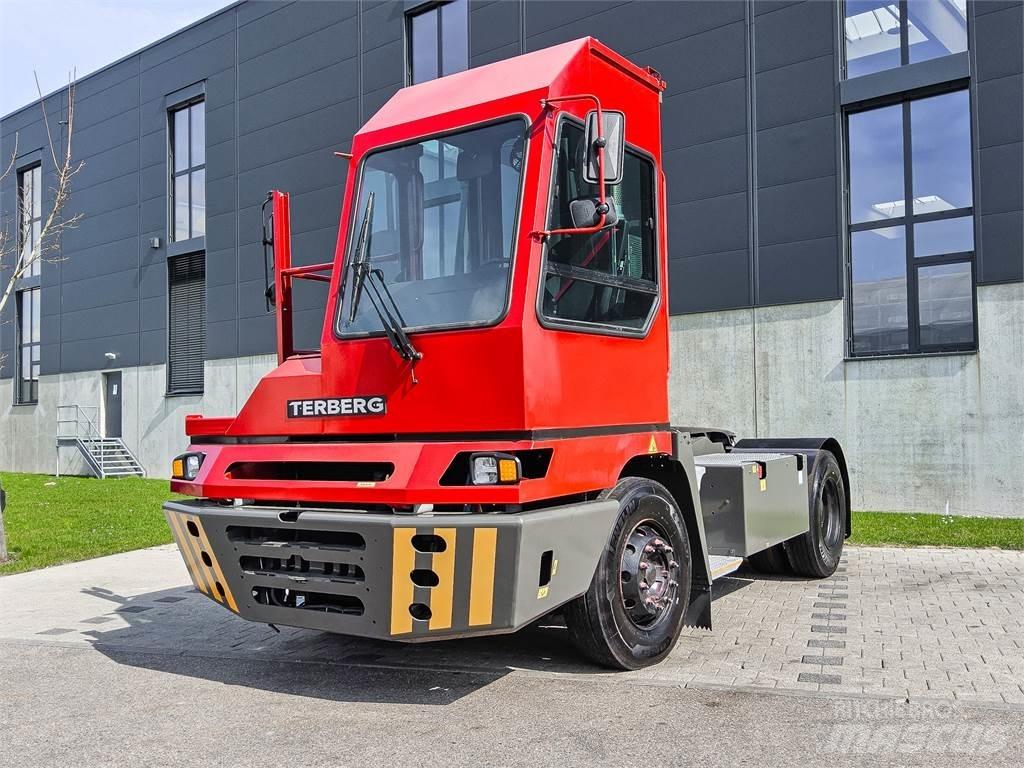 Terberg YT 220 Terminal tractors