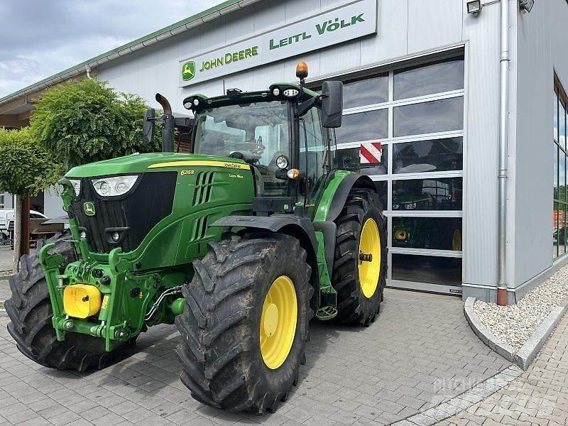 John Deere 6215R Tractors