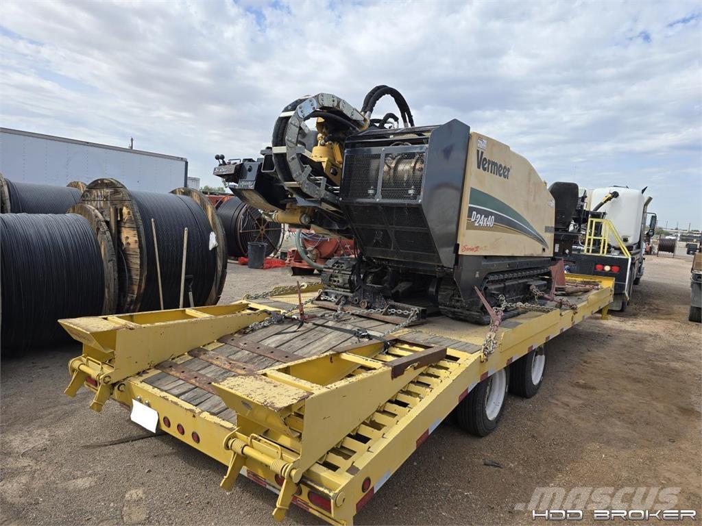 Vermeer D24x40 Series II Horizontal Directional Drilling Equipment