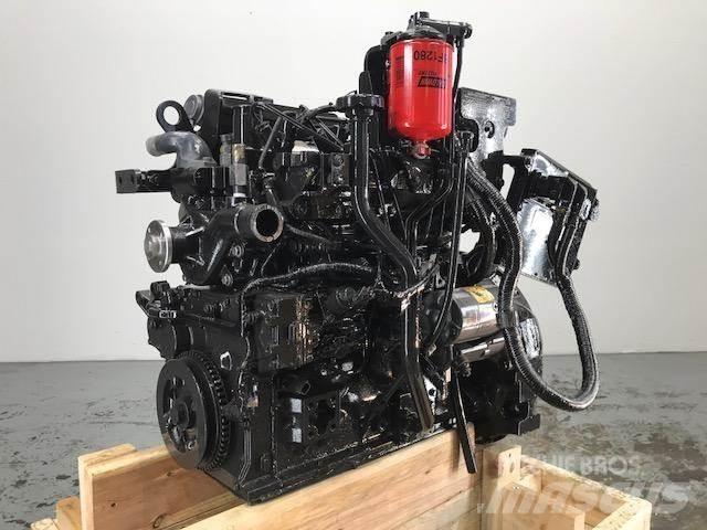 Komatsu SAA4D95-LE5 Engines