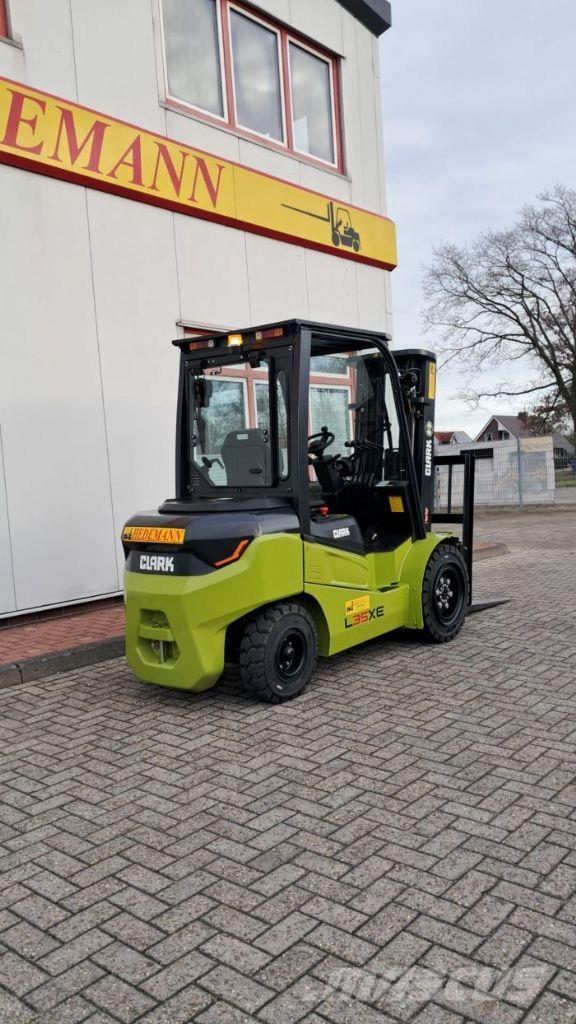 Clark L35XE Electric forklift trucks