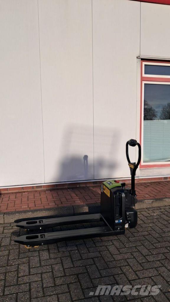 Clark LWio15 Hand pallet truck