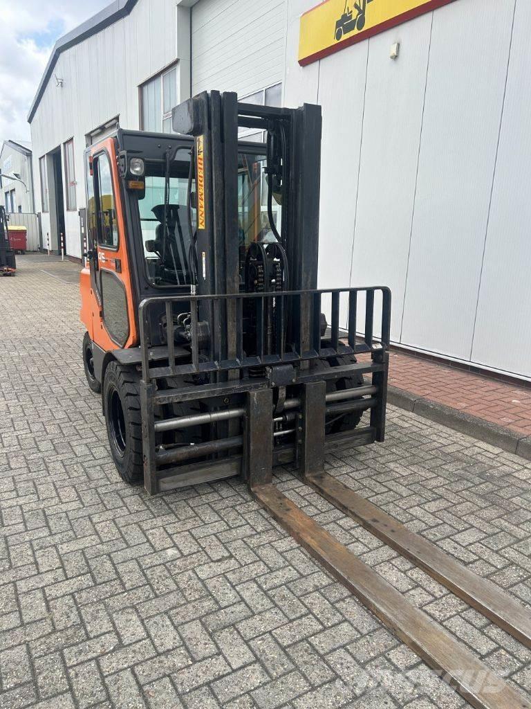 Doosan D45SC-5 Diesel trucks
