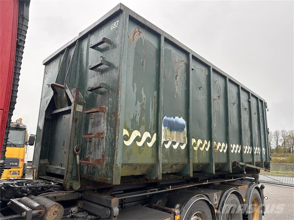  Various Container Demountables