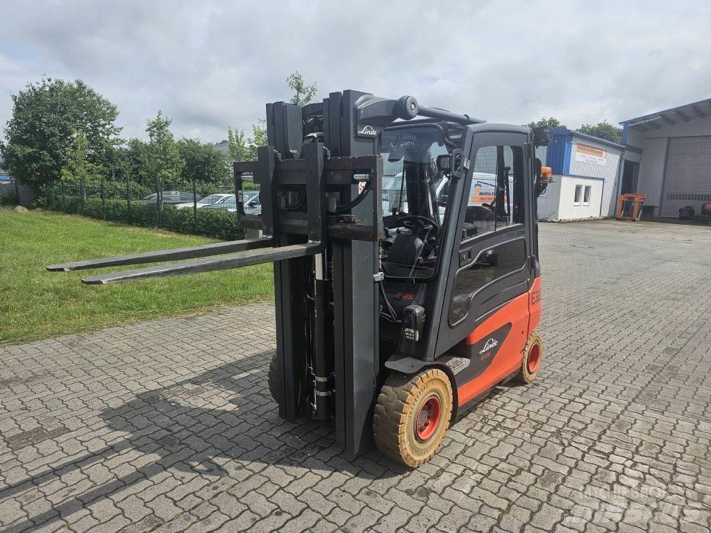 Linde E25-01 UVV Electric forklift trucks