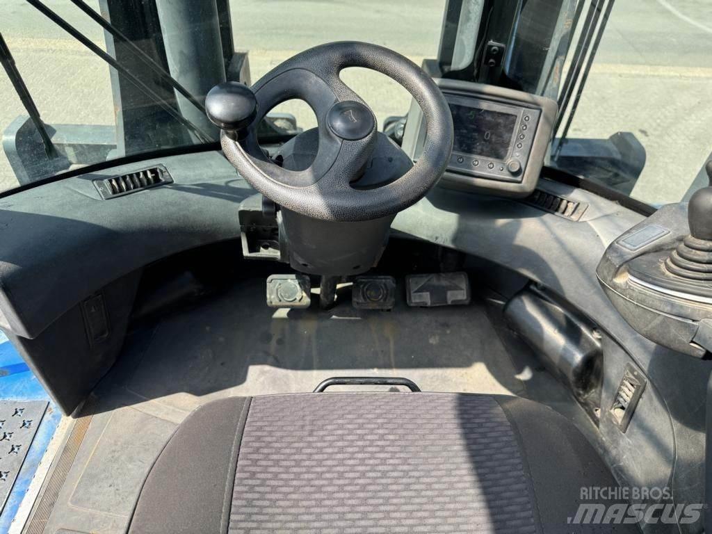 Linde H320 Diesel trucks