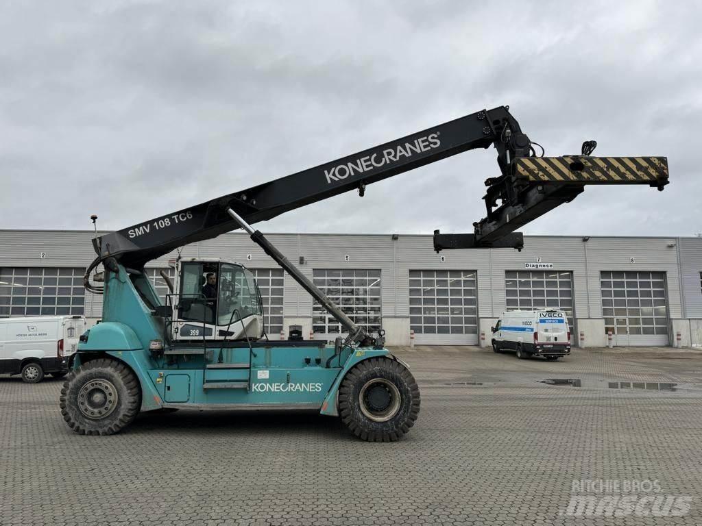 SMV SC108TC6 Reachstackers