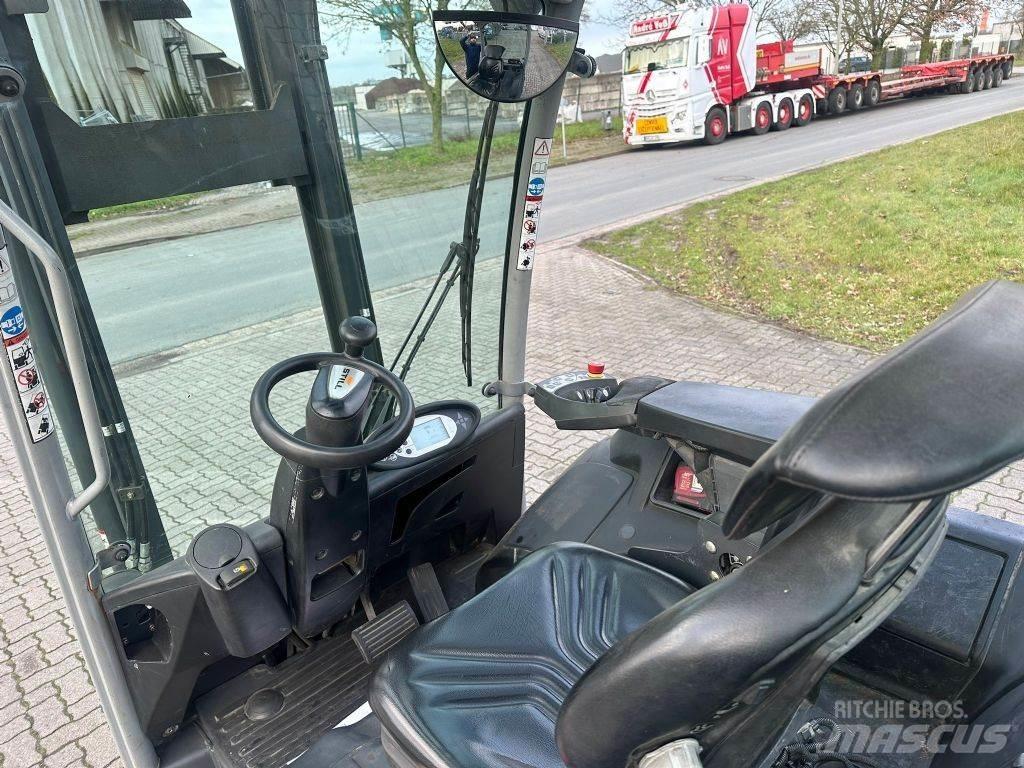 Still RX60-30 Electric forklift trucks