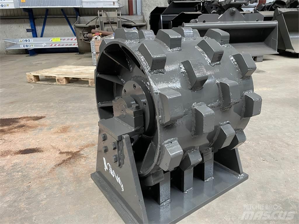  450 mm kompaktorhjul Pneumatic tired rollers