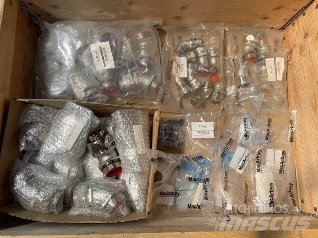  Div. nye fittings - 1/2 palle Other components