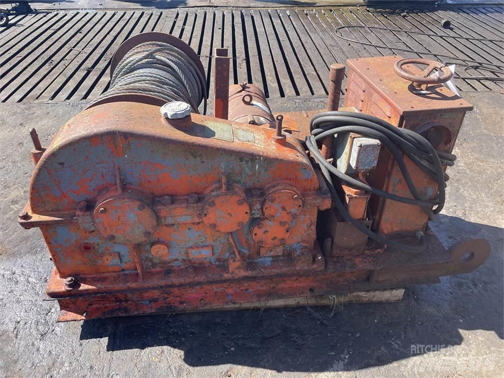  El-spil med gear og bremse. Winches, hoists and material lifts