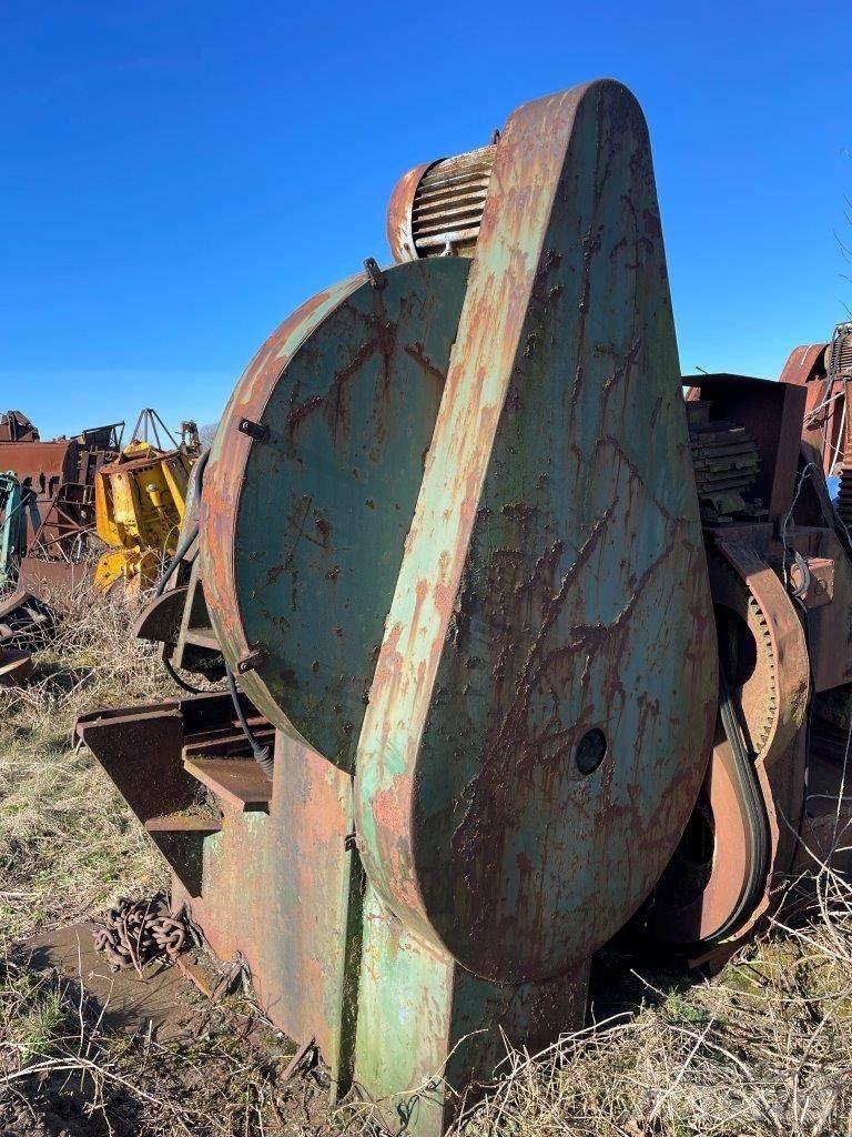 Eldan 500 klipper Pulveriser (Demolition Crusher ) 