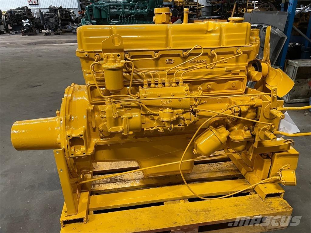 Ford 2712 6 cyl. motor Engines