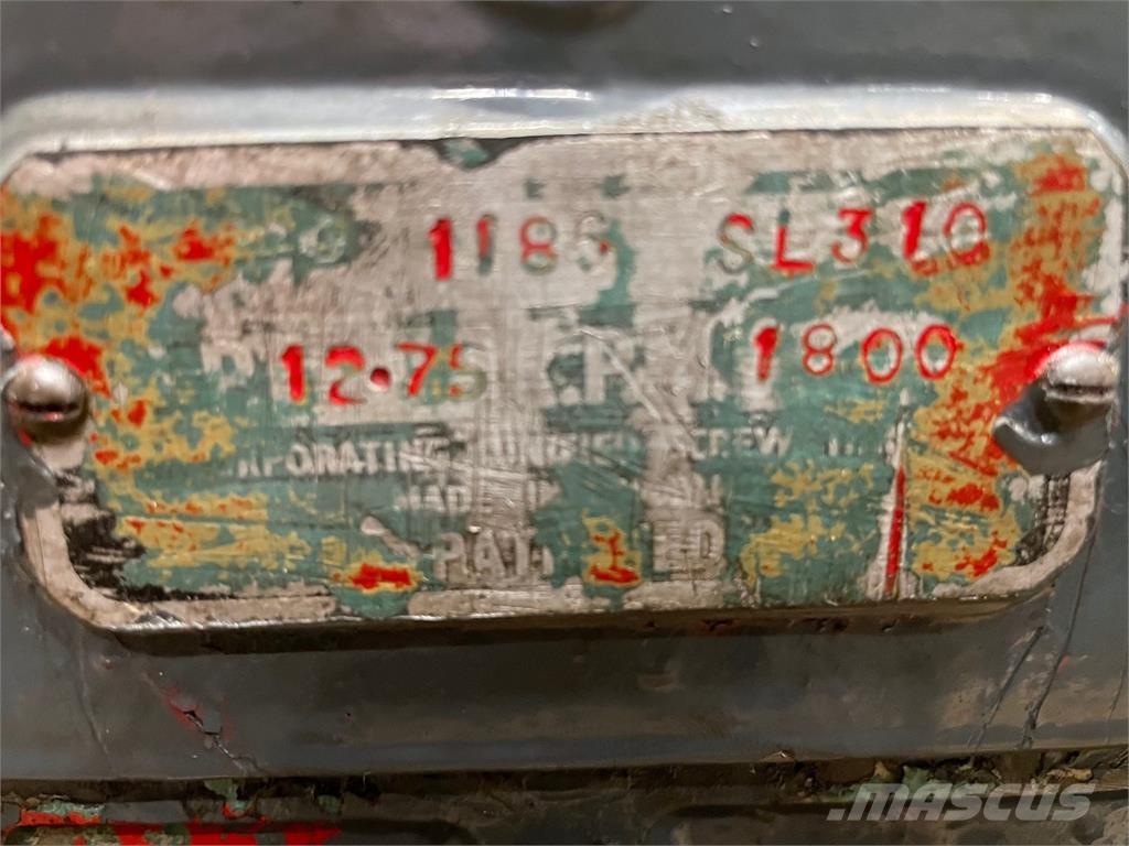 Lister Dursley SL3 motor Engines