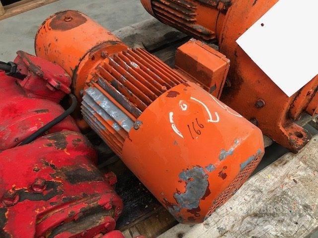  SEW Gearmotor Type R60A Engines