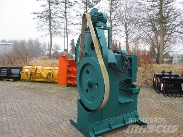  Skrotsaks Pulveriser (Demolition Crusher ) 