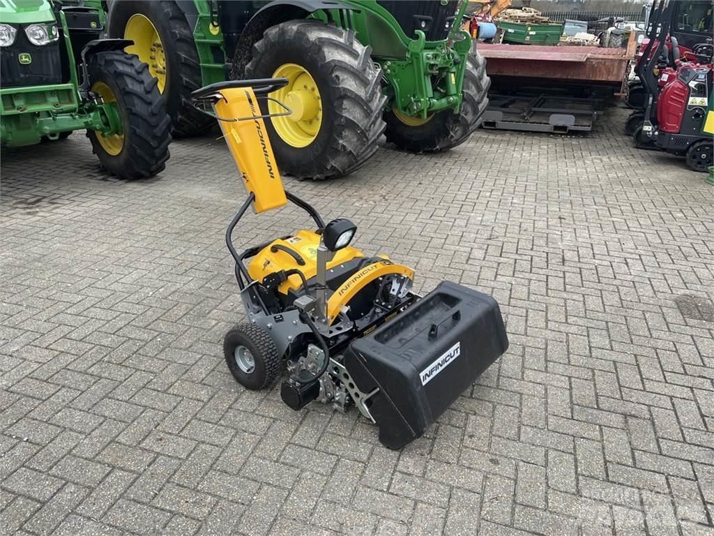  FL22 Rough, trim and surrounds mowers