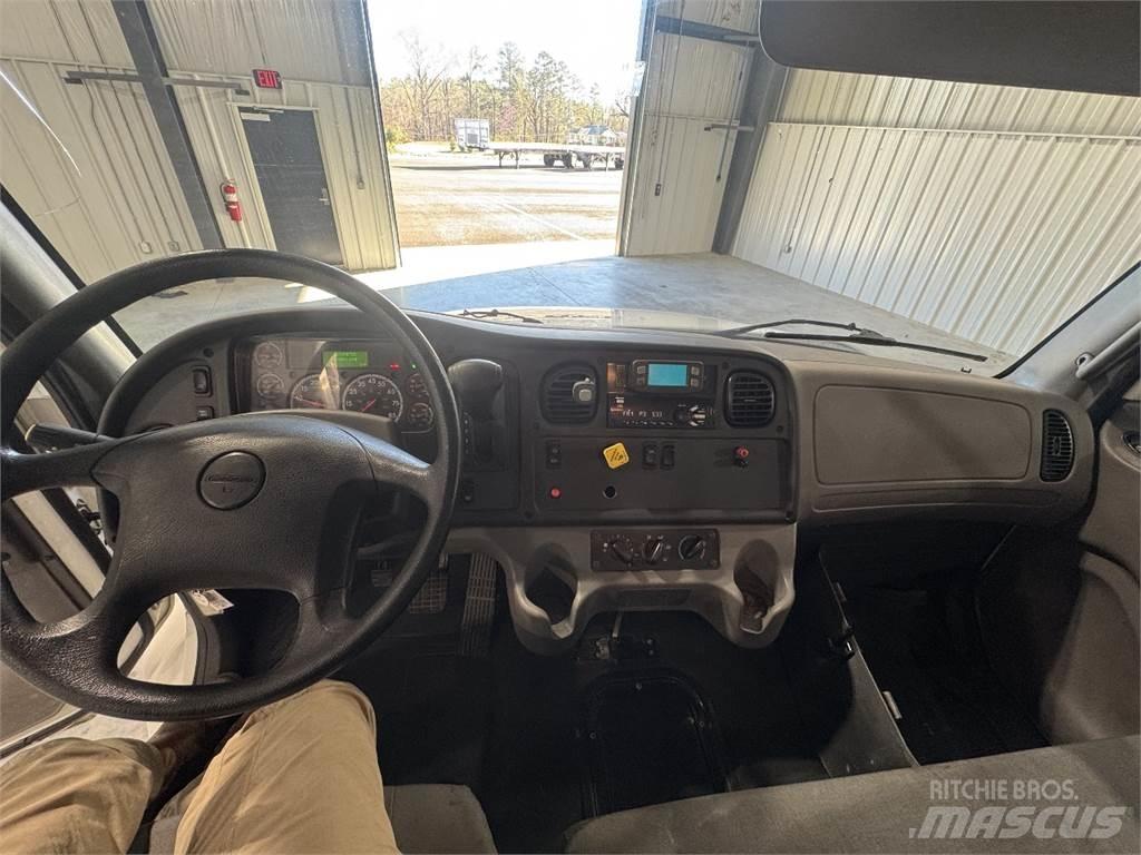 Freightliner M2 Box body trucks