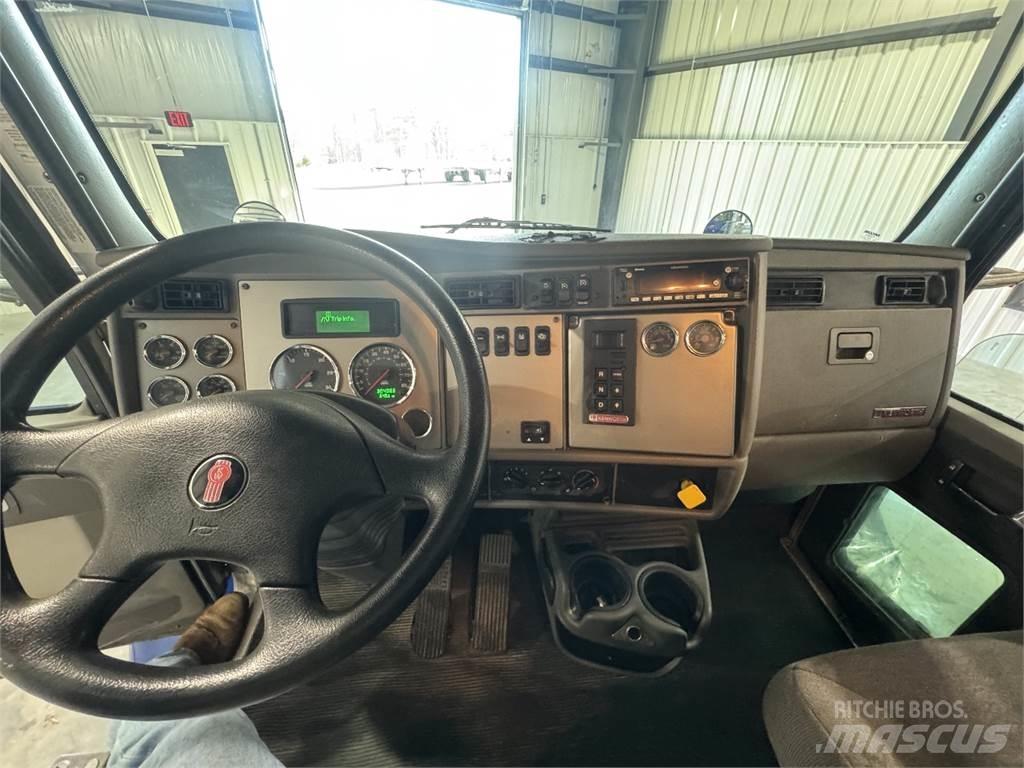 Kenworth T270 Box body trucks