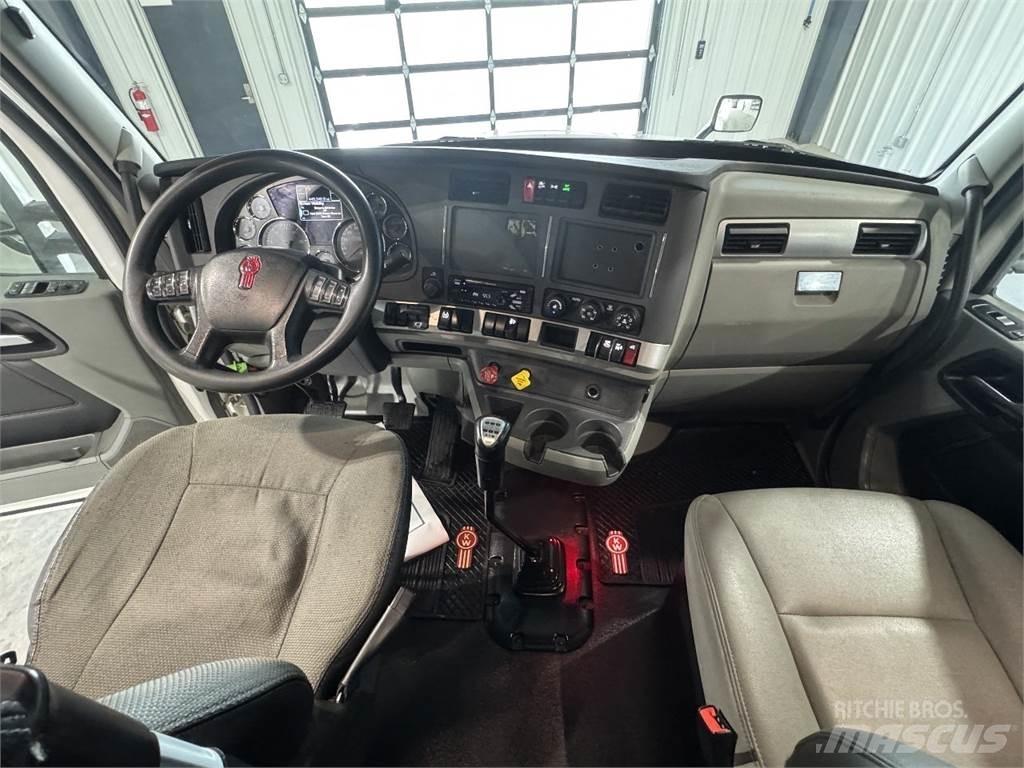 Kenworth T680 Tractor Units