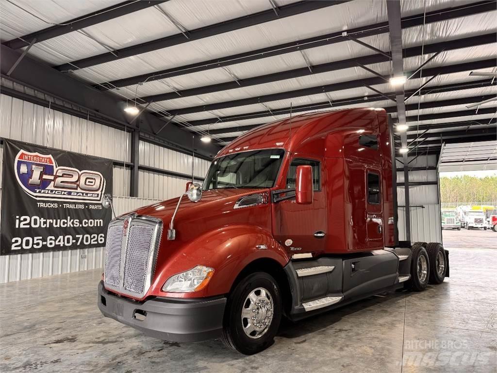 Kenworth T680 Tractor Units