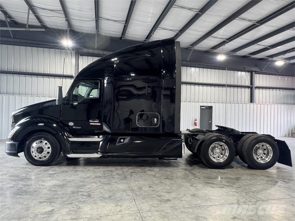 Kenworth T680 Tractor Units