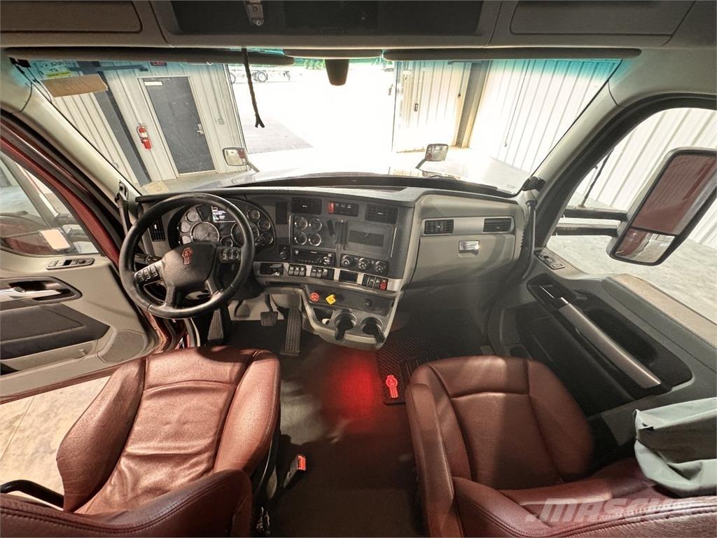Kenworth T680 Tractor Units