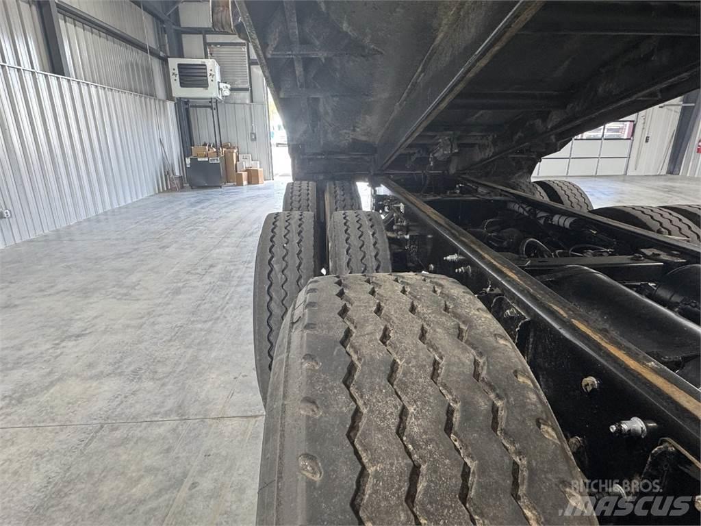 Kenworth T800 Tipper trucks