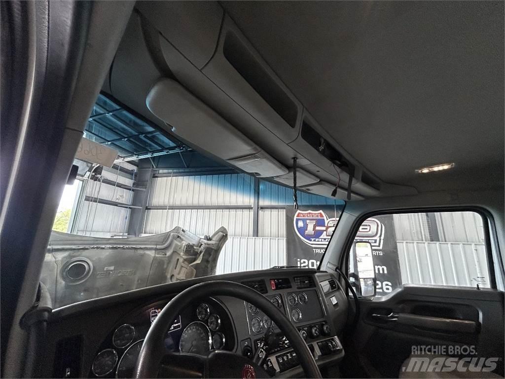 Kenworth T880 Tractor Units
