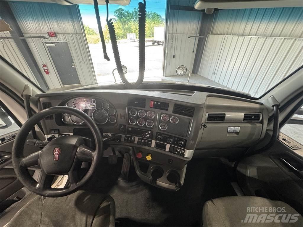 Kenworth T880 Tractor Units