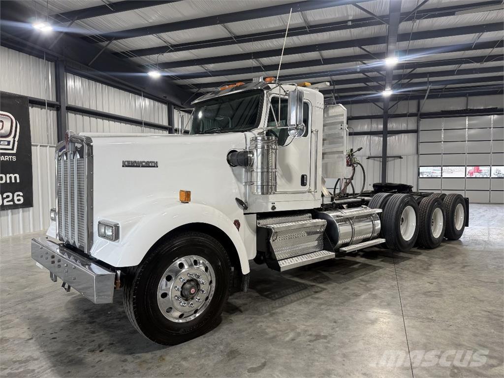Kenworth W900 Tractor Units