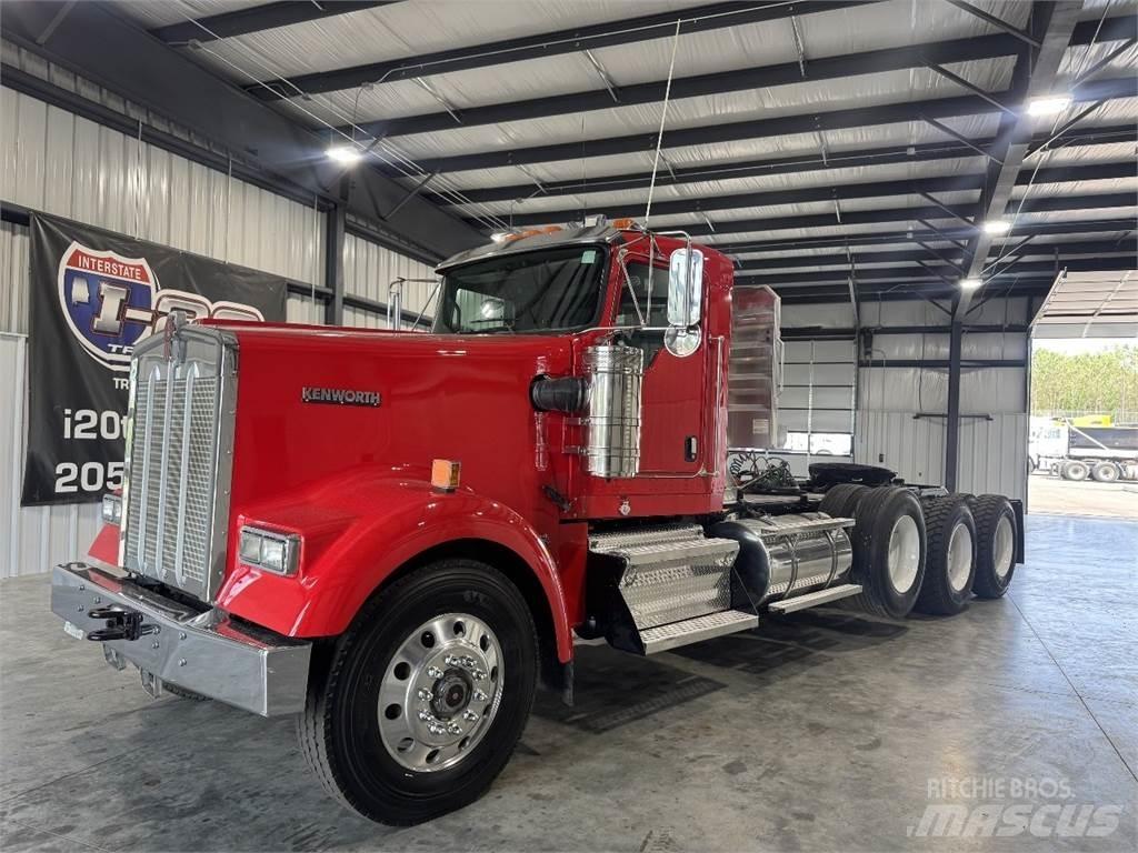 Kenworth W900 Tractor Units